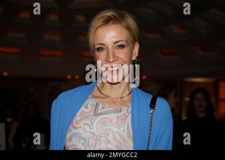 Annika Ernst bei der Anja Gockel Fashion Show 'sense' auf der Berlin Fashion Week Autunno/Inverno 2023 im Hotel Adlon Kempinski. Berlino, 18.01.20 Foto Stock