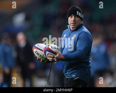 2023 Guinness Six Nations, Stadio di Twickenham, Inghilterra, Regno Unito. 4th febbraio, 2023. L'allenatore inglese Richard Cockerill durante la pre-partita warm up prima della Guinness Six Nations 2023 partita tra Inghilterra e Scozia: Credit: Ashley Western/Alamy Live News Foto Stock