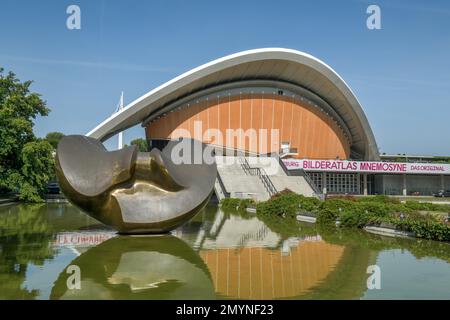 House of World Cultures, John-Foster-Dulles-Allee, Tiergarten, Berlino, Germania, Europa Foto Stock