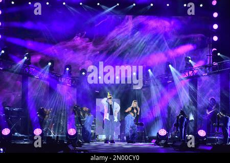 Leon, Messico. 04 Feb 2023. Il cantante colombiano Manuel Turizo, nominato dai Grammy, ha suonato sul palco del Teatro del Pueblo durante la Feria de Leon 2023. Credit: JUANJO Valdez / JVMODEL Credit: JVMODEL/Alamy Live News Foto Stock