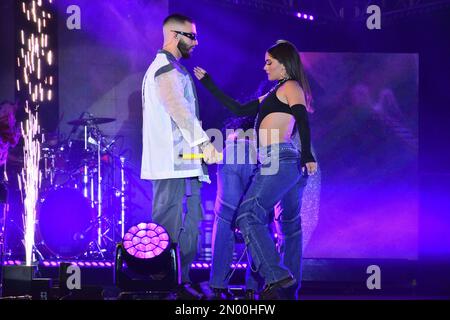 Leon, Messico. 04 Feb 2023. Il cantante colombiano Manuel Turizo, nominato dai Grammy, ha suonato sul palco del Teatro del Pueblo durante la Feria de Leon 2023. Credit: JUANJO Valdez / JVMODEL Credit: JVMODEL/Alamy Live News Foto Stock
