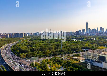 A nord-est del sihuan di Pechino si affaccia sul quartiere centrale degli affari di guomao CBD Foto Stock