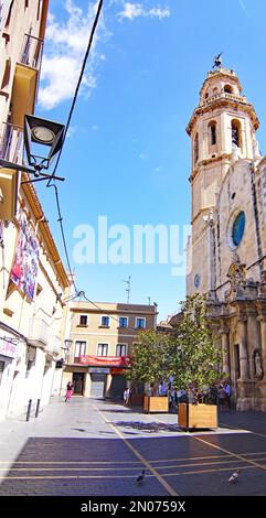 Facciata della Chiesa di San Salvador in El Vendrell, Tarragona, Catalogna, Spagna, Europa Foto Stock