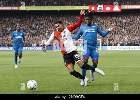 ROTTERDAM - (LR) Marcos Lopez di Feyenoord, Johan Bakayoko di PSV Eindhoven durante la partita della Premier League olandese tra Feyenoord e PSV a Feyenoord Stadion de Kuip il 5 febbraio 2023 a Rotterdam, Paesi Bassi. ANP MAURICE VAN PIETRA Foto Stock