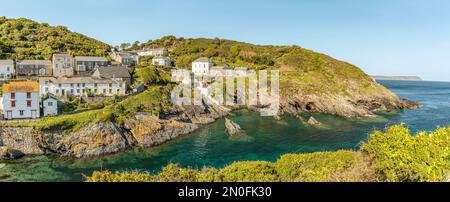 Vista sul Cornish Village Portloe, Cornovaglia, Inghilterra, Regno Unito Foto Stock