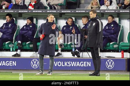 Wolfsburg, Germania. 05th Feb, 2023. Calcio : 05.02.2023, Calcio, Serie 1st, 1st Bundesliga, Stagione 2022/2023, VfL Wolfsburg - FCB FC Bayern Munich Muenchen allenatore VfL Niko Kovac, Kovac, gesto, gesto, credito: dpa/Alamy Live News Foto Stock