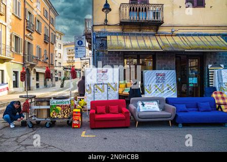 Torino, Italia. 05th Feb, 2023. Italia Piemonte Torino Borgo Dora Balon - mercato dell'antiquariato Gran Baloon Credit: Realy Easy Star/Alamy Live News Foto Stock