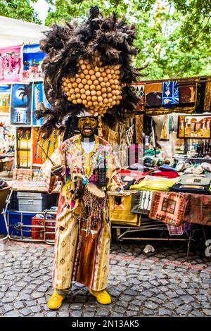 Il famoso Eiermann, Greenmarket Square, probabilmente il più famoso mercato delle pulci di Città del Capo, Città del Capo, Capo Occidentale, Sud Africa, Africa Foto Stock