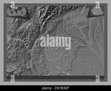 Mehedinti, contea di Romania. Mappa altimetrica bilivello con laghi e fiumi. Mappe delle posizioni ausiliarie degli angoli Foto Stock