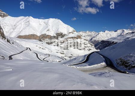 Tempo invernale a Luz-Ardiden, Pirenei francesi, zona sciistica Francia Foto Stock