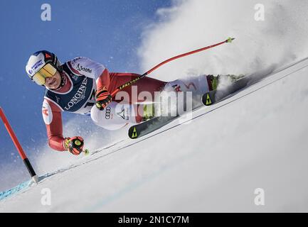 Meribel, Francia. 06th Feb, 2023. Sci alpino: Coppa del mondo: Combinata, donne: Ramona Siebenhofer, Austria, compete nel primo appuntamento della Alpine combinata, la super-G. I Campionati del mondo di sci si terranno a Courchevel e a Meribel, nelle Alpi francesi. Credit: Michael Kappeler/dpa/Alamy Live News Foto Stock