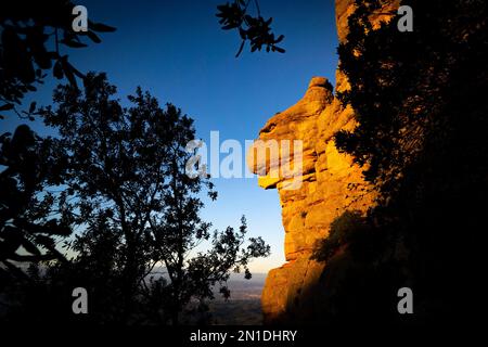 La Cadireta, MORRO DE GOS. La Roca Foradada, Las Agulles, Montserrat, montagna, Catalogna Foto Stock