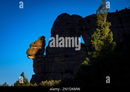 La Cadireta, MORRO DE GOS. La Roca Foradada, Las Agulles, Montserrat, montagna, Catalogna Foto Stock