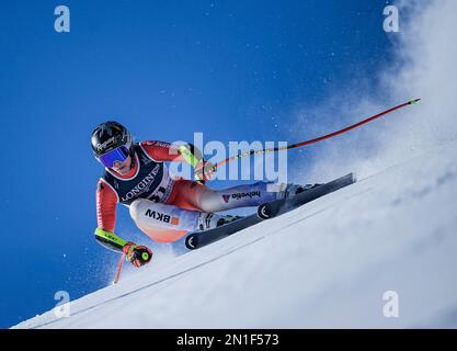 Courchevel, Francia. 06th Feb, 2023. Sci alpino: Campionato del mondo: Combinato, Donne: Lara Gut-Behrami, Svizzera, compete nel primo evento dell'Alpine combinato, il super-G. I Campionati mondiali di sci si terranno a Courchevel e Meribel nelle Alpi francesi Credit: Michael Kappeler/dpa/Alamy Live News Foto Stock