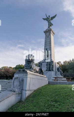 Monumento a Sir George Etienne Cartier, Mont Royal, Montreal, Quebec, Canada, Nord America Foto Stock