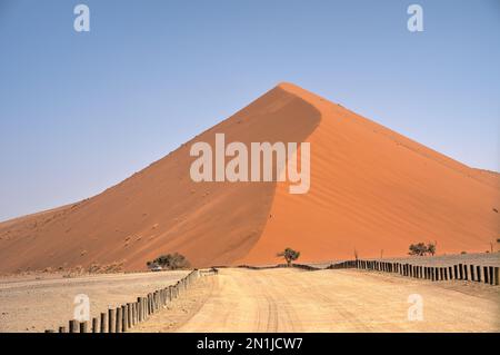 Deserto del Namib vicino a Sossusvlei e Sesriem Foto Stock