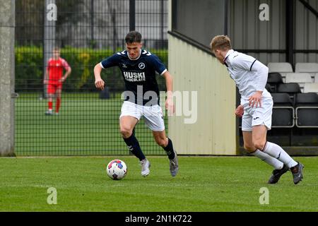 Swansea, Galles. 4 febbraio 2023. Henry Hearn of Millwall durante il gioco della Professional Development League tra Swansea City Under 18 e Millwall Under 18 alla Swansea City Academy di Swansea, Galles, Regno Unito, il 4 febbraio 2023. Credit: Duncan Thomas/Majestic Media. Foto Stock