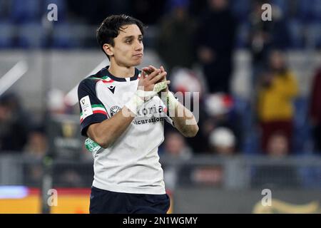 Roma, Italia - 5 febbraio 2023, Ange Capuozzo d'Italia saluta i suoi sostenitori alla fine delle sei Nazioni 2023, partita di rugby tra Italia e Francia il 5 febbraio 2023 allo Stadio Olimpico di Roma, Italia - Foto: Federico Proietti/DPPI/LiveMedia Foto Stock