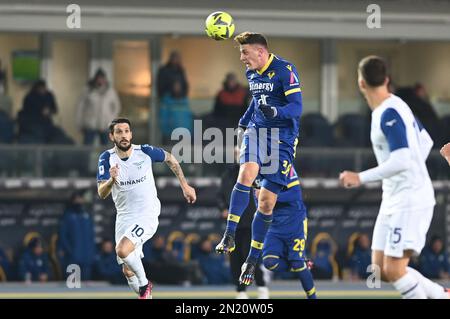 Verona, Italia. 06th Feb, 2023. adolfo gaich (verona) durante Hellas Verona FC vs SS Lazio, calcio italiano Serie A match in Verona, Italia, Febbraio 06 2023 Credit: Independent Photo Agency/Alamy Live News Foto Stock