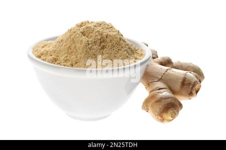 Polvere secca di zenzero in ciotola e radice fresca isolata su bianco Foto Stock