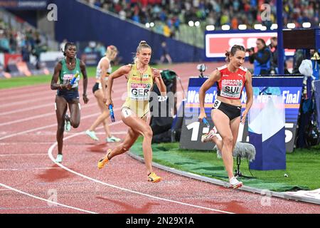 Alica Schmidt (Germania), Annina Fahr (Svizzera), Rhasidat Adeleke (Irlanda). 4x400 relè corsa donne. Campionato europeo di Monaco 2022 Foto Stock