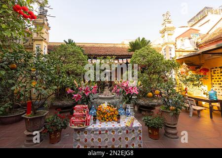 Hanoi, Vietnam, gennaio 2023. Tempio di BA NGO nel vecchio quartiere Foto Stock