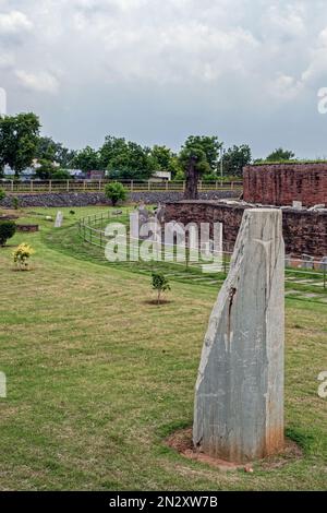 08 24 2015 pietra ha rovinato il buddhista Maha Chaitya, un grande stupa costruito nel III secolo a.C. ad Amaravati, Andhra Pradesh India Asia. Foto Stock