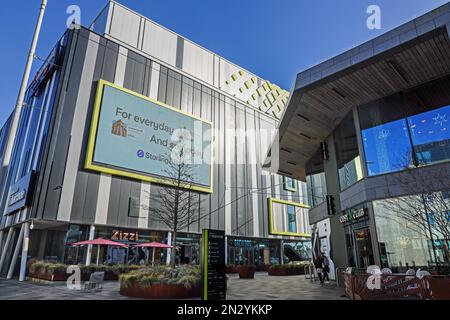 Il codice a barre il centro per il tempo libero in corrispondenza di Drake Circus nel centro della città di Plymouth include un Cineworld Multiplex tra cui IMAX e 4D più altro ristorante Foto Stock