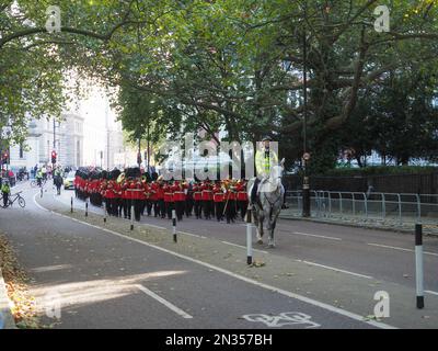 LONDRA, Regno Unito - CIRCA OTTOBRE 2022: Grenatier Guards band Foto Stock