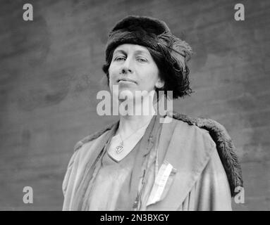 Nora Stanton Barney (1883 – 1971) ingegnere civile e suffragista americano di origine inglese. Foto Stock