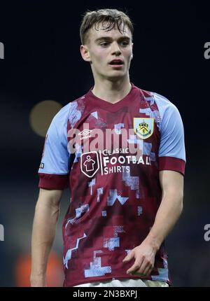 7th febbraio 2023: Turf Moor, Burnley, Lancashire, Inghilterra; fa Cup Football, Burnley contro Ipswich Town; Scott Twine di Burnley Foto Stock