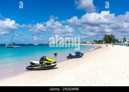 Bayshore Beach, Carlisle Bay, Bridgetown, St Michael Parish, Barbados, Antille minori, Caraibi Foto Stock