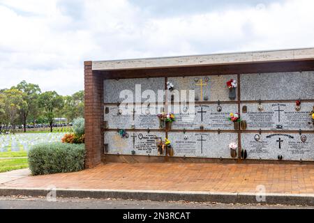 Rookwood Cemetery Sydney Australia, il più grande e più antico cimitero in Australia, ha raffigurato il cimitero cattolico e il crematorio Foto Stock