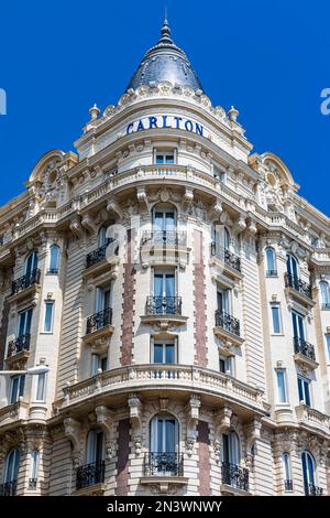 Carlton Hotel su Boulevard de la Croisette, Cannes, Provenza-Alpi-Costa Azzurra, sud della Francia Foto Stock