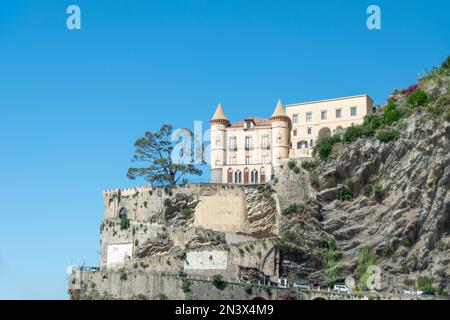 Castello di Mezzacapo a Maiori, Costiera Amalfitana, Campania, Italia Foto Stock