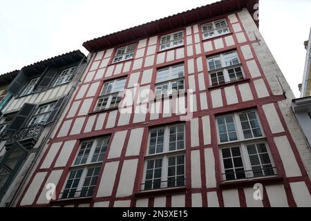 Casa in città nella regione basca del sud della Francia bayonne Foto Stock