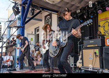 Die deutsche Post-Metal-Band Neander live beim Orange Blossom Special Festival, Beverungen, Deutschland | German Metal-Band Neander live at the Oran Foto Stock