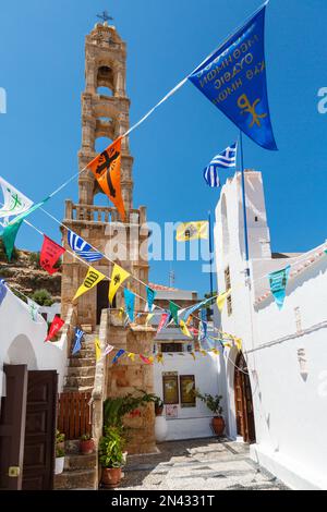 LINDOS, ISOLA di Rhodes, GRECIA - 3 settembre 2015: La Chiesa di Panagia nel villaggio di Lindos, isola di Rodi, Grecia Foto Stock