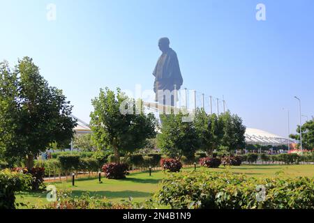 Statua dell'unità vista aerea presa a Narmada, Gujarat in India Foto Stock