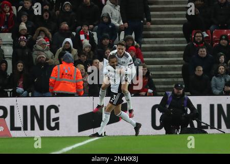 Sunderland, Regno Unito. 8th febbraio 2023Fulham Layvin Kurzawa festeggia dopo aver segnato il terzo gol durante il replay della fa Cup Fourth Round tra Sunderland e Fulham allo Stadio di luce, Sunderland mercoledì 8th febbraio 2023. (Foto: Mark Fletcher | NOTIZIE MI) Credit: NOTIZIE MI & Sport /Alamy Live News Foto Stock