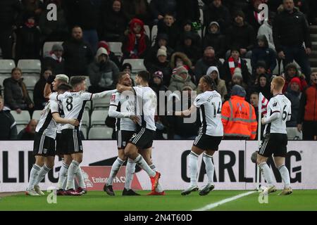 Sunderland, Regno Unito. 8th febbraio 2023Fulham Layvin Kurzawa festeggia dopo aver segnato il terzo gol durante il replay della fa Cup Fourth Round tra Sunderland e Fulham allo Stadio di luce, Sunderland mercoledì 8th febbraio 2023. (Foto: Mark Fletcher | NOTIZIE MI) Credit: NOTIZIE MI & Sport /Alamy Live News Foto Stock