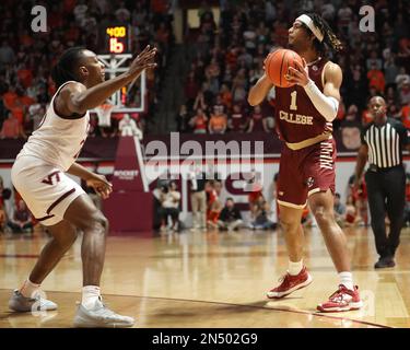 8 febbraio 2023: Boston College Eagles avanti T.J. Bickerstaff (1) sembra passare durante la partita di pallacanestro NCAA tra il Boston College Eagles e i Virginia Tech Hokies al Cassell Coliseum di Blacksburg, Virginia. Greg Atkins/CSM Foto Stock