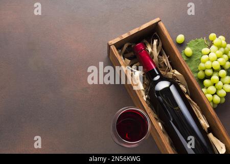 vino rosso caso uve bianche . Risoluzione e foto di alta qualità Foto Stock