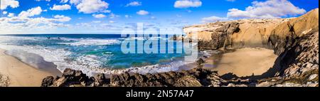 Isola di Fuerteventura. Canarie. Migliori spiagge panoramiche. La Pared nella parte occidentale, popolare luogo per il surf Foto Stock