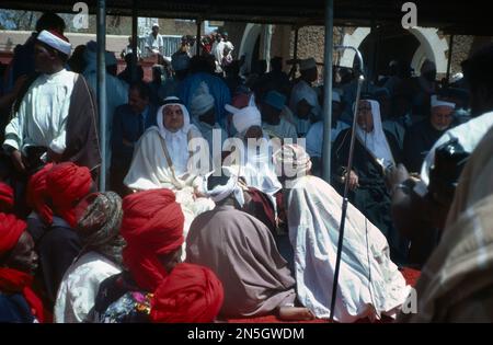 Lagos Nigeria Principe Turki bin Faisal al Saud con Emiro di Zazzau (Emiro di Zaria) Foto Stock