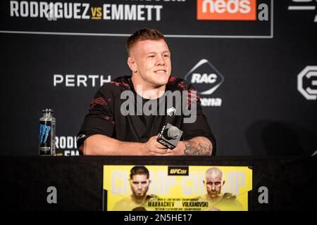 PERTH, AUSTRALIA - 9 FEBBRAIO: Jimmy Crute si rivolge alla stampa prima della sua lotta all'UFC 284 Makhachev vs Volkanovski alla Rac Arena il 12th febbraio 2023 a Perth, Australia Occidentale, Australia. (Foto di Matt Davies/PxImages) Credit: PX Images/Alamy Live News Foto Stock