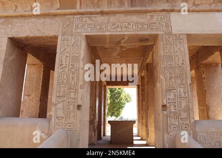 Incredibili monumenti al tempio di Karnak a Luxor, Egitto Foto Stock