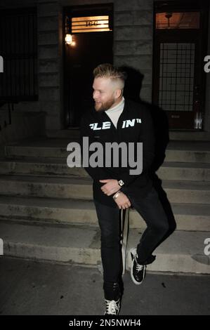 Bryan Griffin alla New York Fashion Week Febbraio 2023 Foto Stock