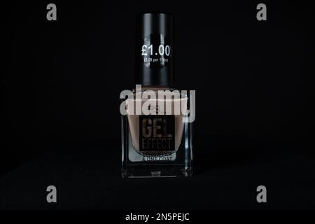 EXETER, DEVON, Regno Unito - 10 GENNAIO 2023 Primark azienda PS... Gel effetto Nail Polish bottiglia di APPENA LÌ Foto Stock