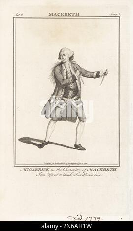 Garrick nel personaggio di Macbeth in Macbeth di William Shakespeare, Drury Lane Theatre, 7 gennaio 1744. In parrucca, cappotto lungo, gilet, braghe e scarpe con fibbia, con pugnali. David Garrick, 1717-1779, attore e direttore teatrale inglese. Incisione su copperplate dall'edizione di John Bell di Shakespeare, Londra, 18th gennaio 1776. Foto Stock